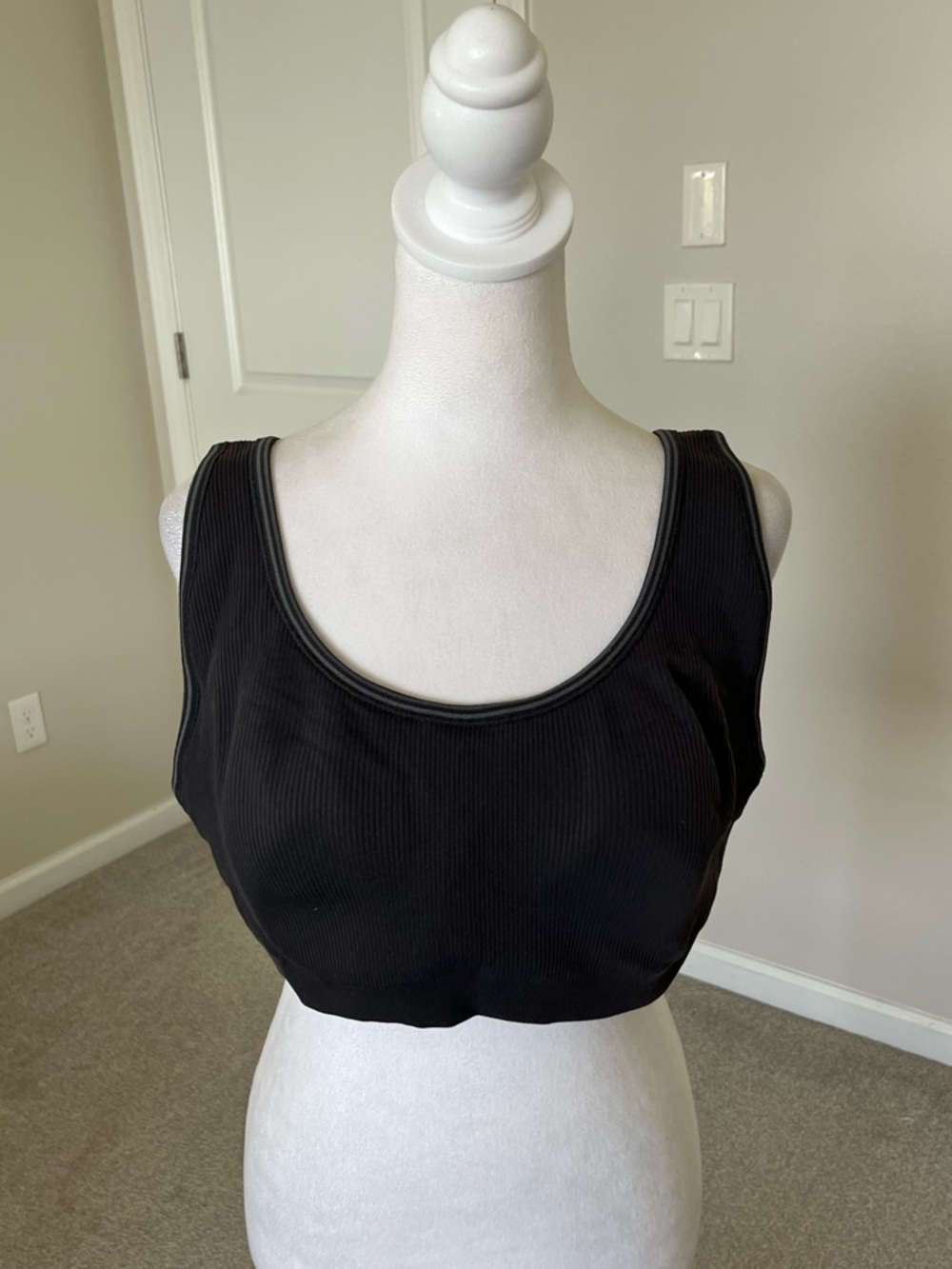 NWT Nike SKIMS Black Ribbed Scoop-Neck Sports Bra Size 4X